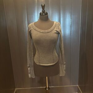 We The Free Long Sleeve Gray Top size small
